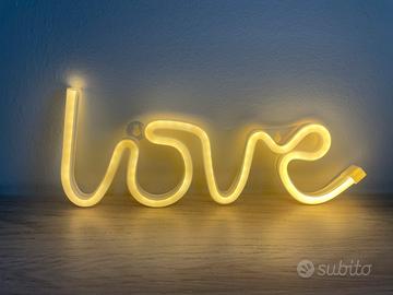 Lampada LED “Love”