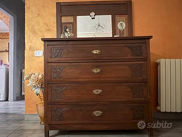 MOBILE ANTICO del 1940