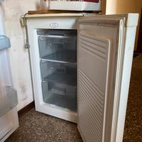 Frigo congelatore a cassetti e cucina economica co
