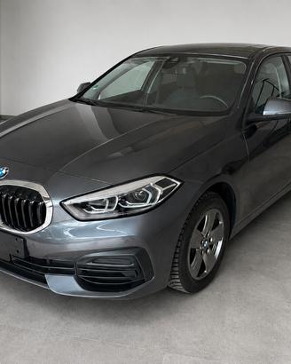 Bmw 116 116d 5p. Business Advantage - 2020