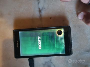 0588-Smartphone Sony Xperia L C2105