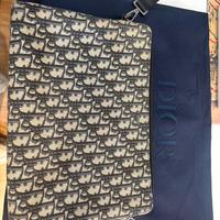 Pochette Dior A4 con cerniera