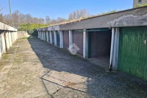 BOX A PESSANO CON BORNAGO