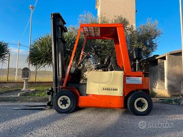 Carrello elevatore LUGLI 205 portata kg 2000