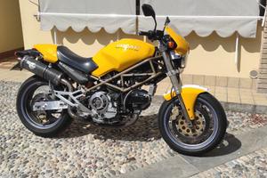 Ducati monster M900