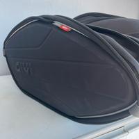 Borse GIVI + staffe Yamaha Mt 09