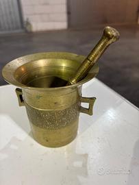 Mortaio di bronzo