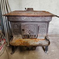 antica stufa in ghisa