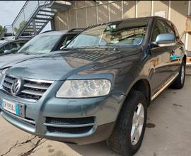 VOLKSWAGEN Touareg R5 luxory D.2.5 manuale vetrin