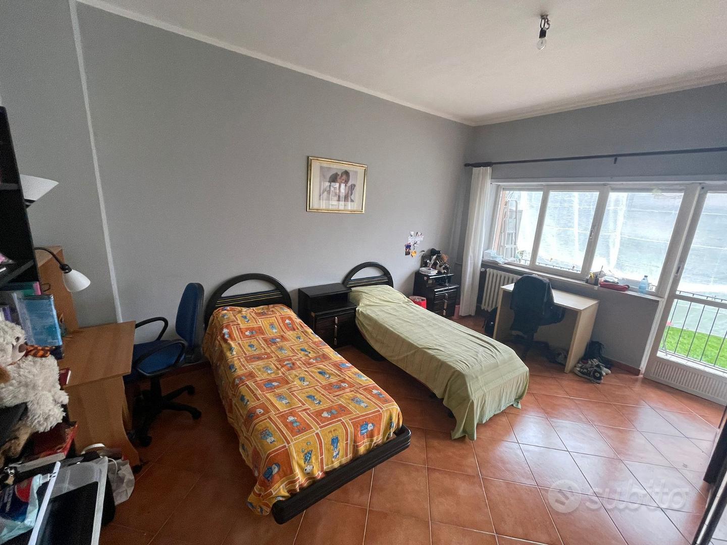 Posto letto in doppia in Mirafiori Nord, foto 2 di 5