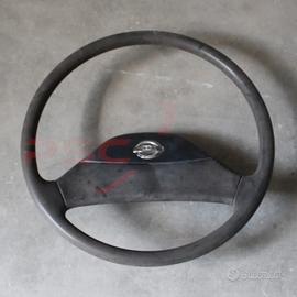 Volante Nissan Atleon 35.13