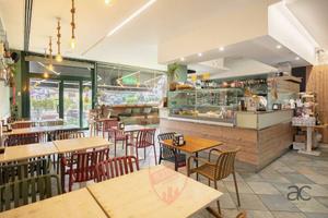 Attività / Licenza di 135 m² con 1 locale a Milano