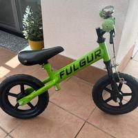 Bicicletta bimbo senza pedali