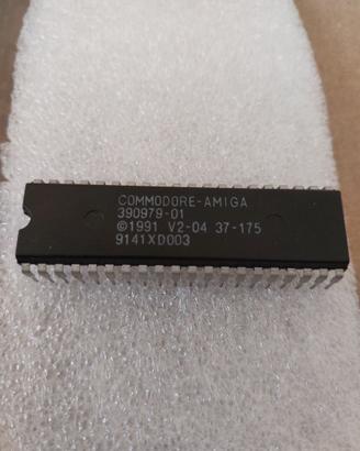 Commodore Amiga 500+ Kickstart ROM 2.04 37.175 OK