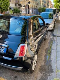 auto fiat 500.                                    