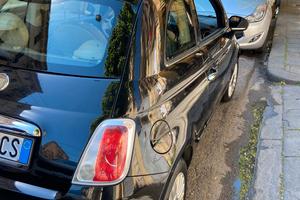 auto fiat 500.                                    