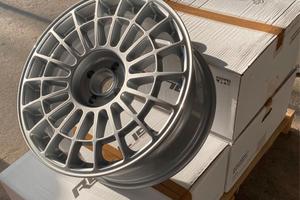 Set cerchi in lega 17 Montecarlo per Abarth Silver