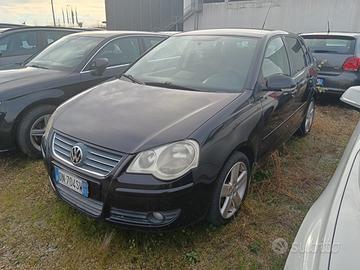 VW Polo 1.6 benzina Sportline, Climatronic, cerchi