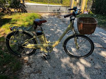 Bici a pedalata assistita