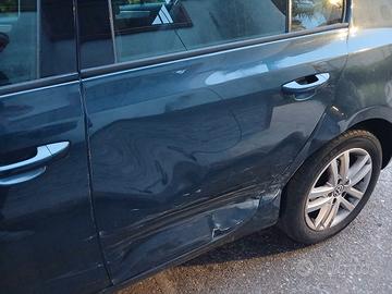 sportello post sx golf 6 incidentato 