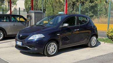 Lancia Ypsilon 1.2 69 CV 5 porte Platinum 2016