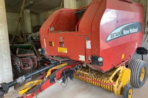 Rotopressa a camera variabile