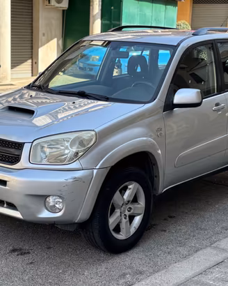Toyota RAV 4 RAV4 2.0 Tdi D-4D cat 5 porte Sol