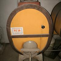 botti in cemento vetrificate per vino