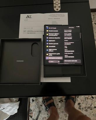 Samsung galaxy fold 7  12/256 GB  perfetto