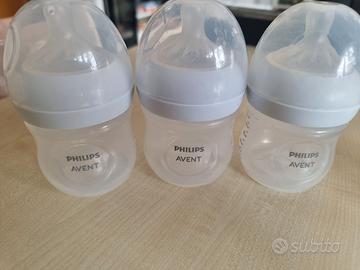 biberon neonati  e piatti in silicone svezzamento