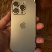 iPhone 15 Pro Titanio Naturale - 128 gb