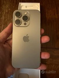 iPhone 15 Pro Titanio Naturale - 128 gb