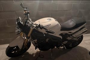 Triumph Speed Triple 1050