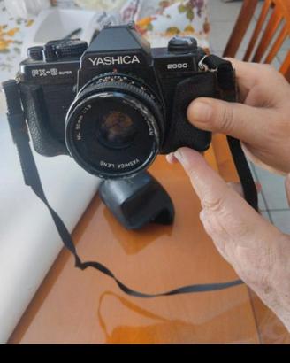 Macchina fotografica Yashica FX-3 Super 2000