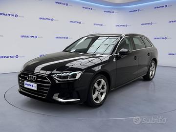 AUDI A4 AVANT 30 TDI/136 CV S TRONIC B