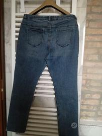 Jeans Charles Vogël  aderenti/ a sigaretta