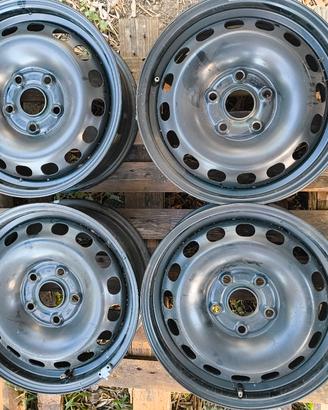 Kit 4 Cerchi 15" Audi + Copricerchi + Bulloni Orig