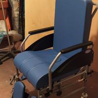 Sedia a rotelle NUOVA