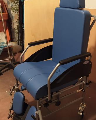 Sedia a rotelle NUOVA