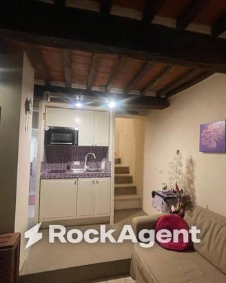 Rustico / Casale di 68 m² con 2 locali a Sempronia