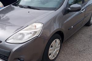Renault Clio III Restyling 2009,  1.2 75 CV  GPL