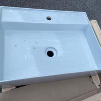 Lavabo in ceramica