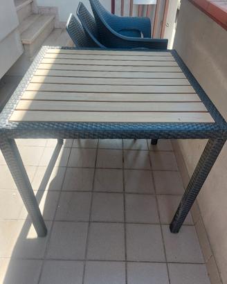 tavolino con 3 sedie per esterno
