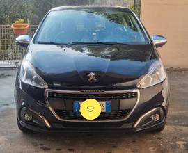 Peugeot 208 benz / GPL 82cv full full optionals