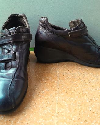 Sneakers donna Nero Giardini pelle marrone  38