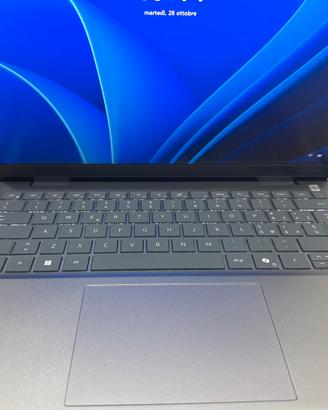 Dell Inspiron Plus 7440