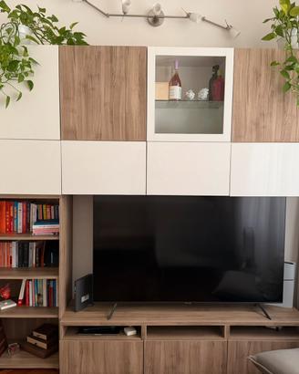 Parete attrezzata Tv