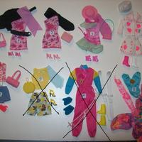 Vestiti di Barbie originali con accessori
