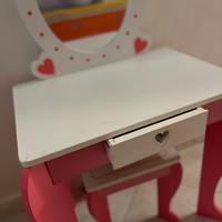 Ballerina postazione trucco bambina