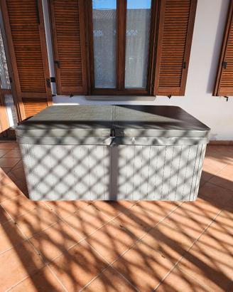 Vasca Spa modello Sakarun